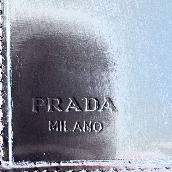 Prada Spazzolato Long Tri-Fold Leather Wallet - Picture 3 of 9